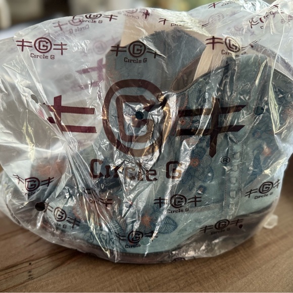 Circle G Blue Embroidered Western Boots - Picture 5 of 6